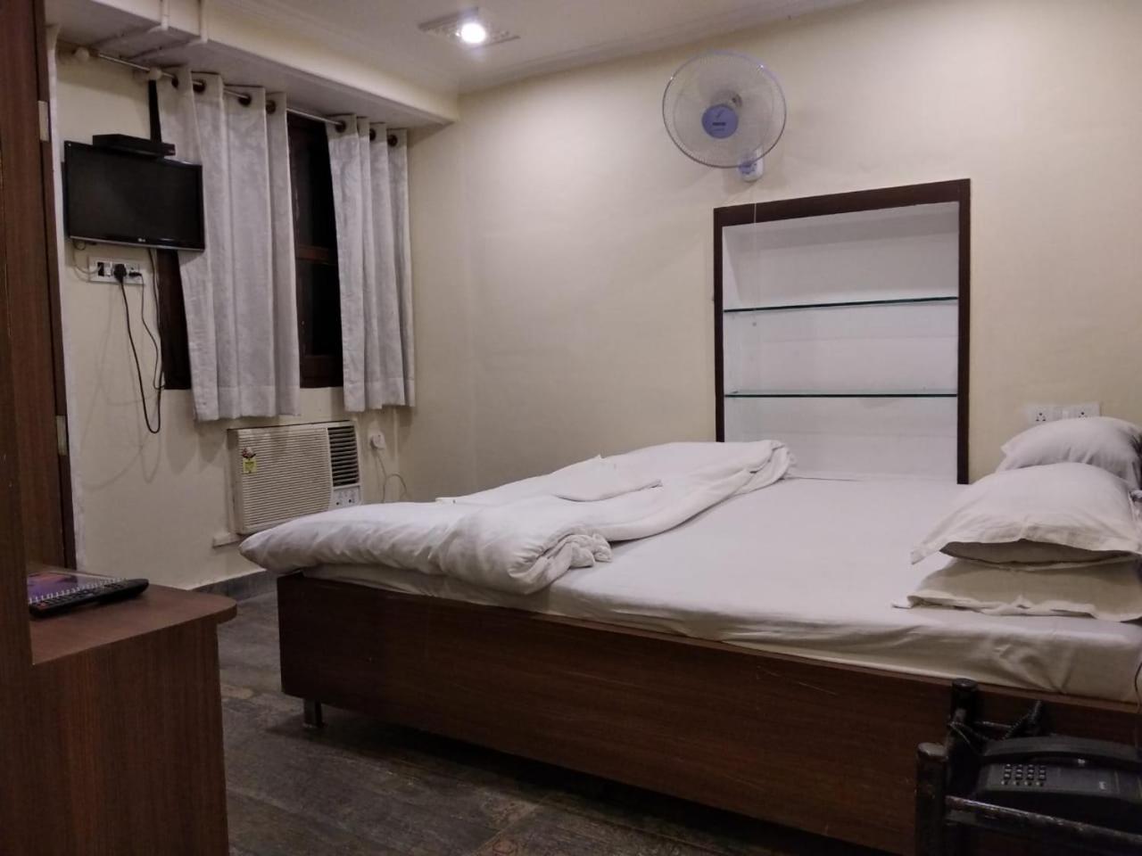 Ajay Guest house Varanasi