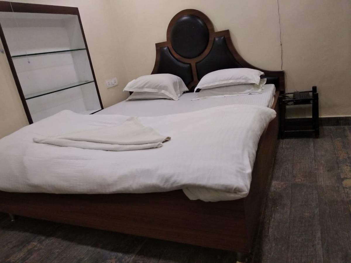 Guest house Ajay *